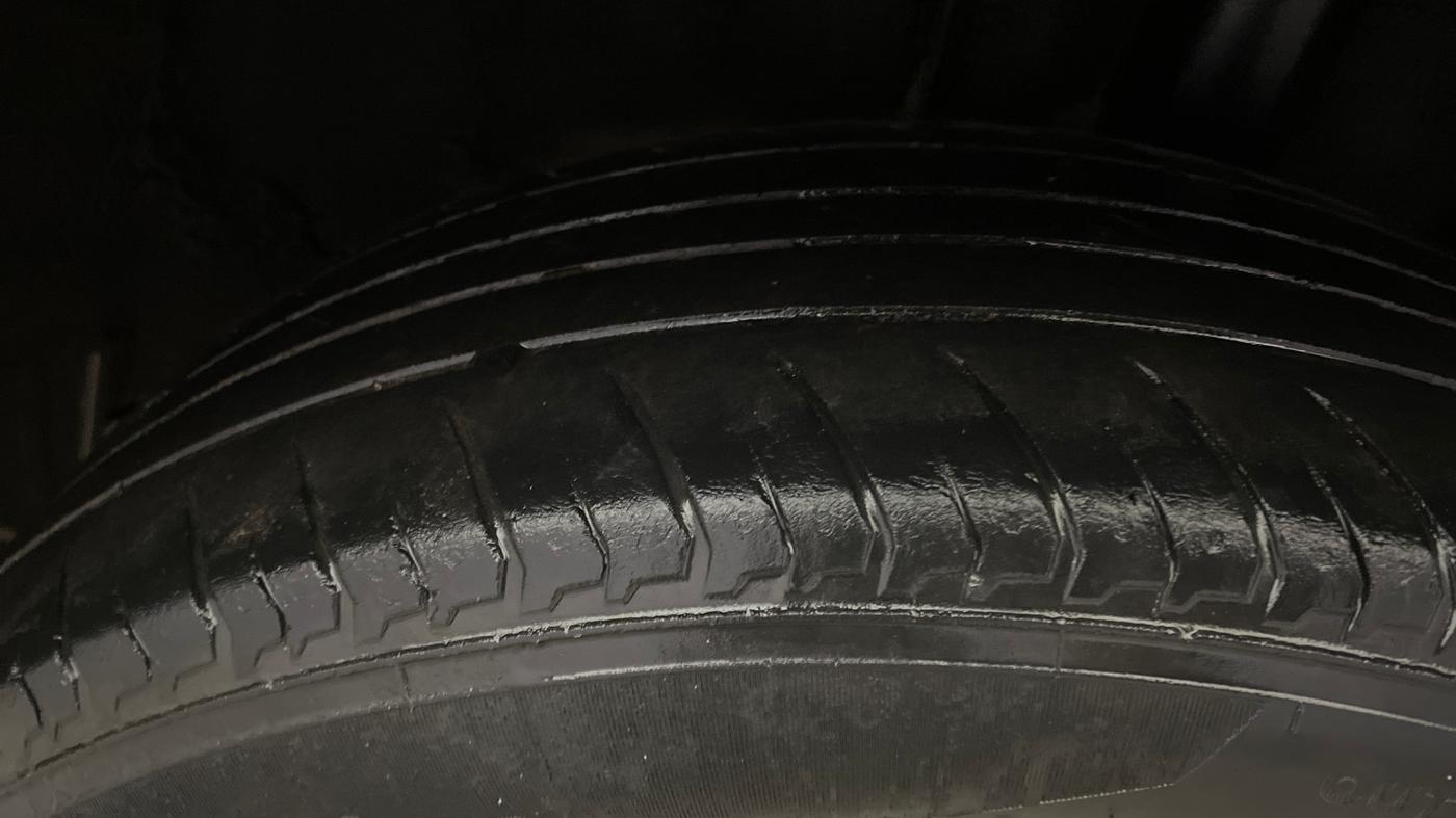 2022 Nissan MAGNITE XE, Petrol, Manual, 79,707 km, Left Rear Tyre Tread