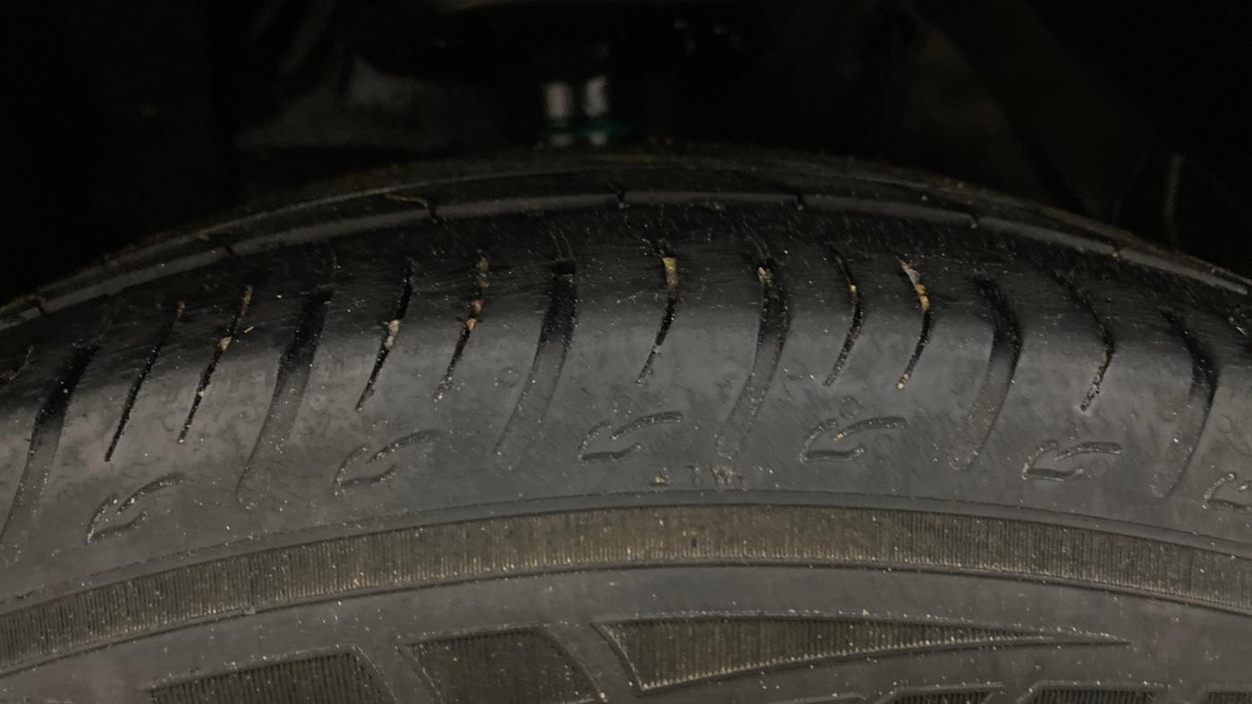 2023 Maruti BREZZA ZXI SMART HYBRID , Petrol, Manual, 43,560 km, Right Front Tyre Tread