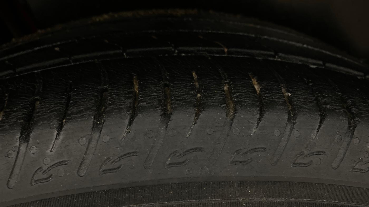 2023 Maruti BREZZA ZXI SMART HYBRID , Petrol, Manual, 43,560 km, Right Rear Tyre Tread
