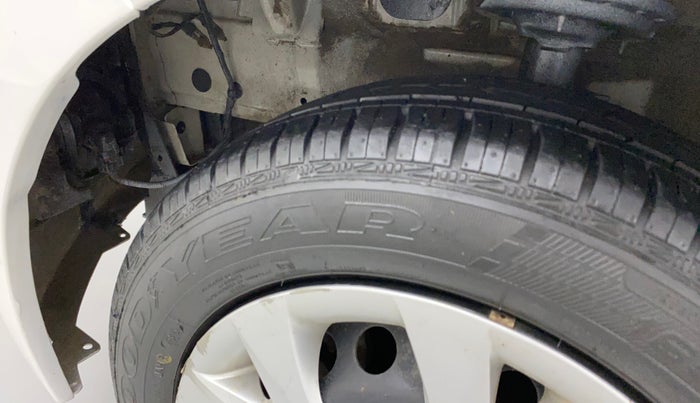 2015 Hyundai Grand i10 SPORTZ 1.2 KAPPA VTVT, Petrol, Manual, 46,777 km, Left fender - Lining missing