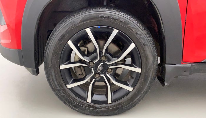 2018 Mahindra KUV 100 NXT K8 P 6 STR, Petrol, Manual, 32,843 km, Left Front Wheel