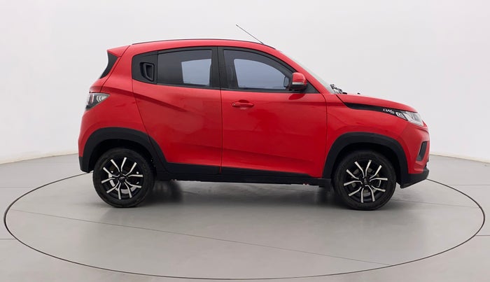 2018 Mahindra KUV 100 NXT K8 P 6 STR, Petrol, Manual, 32,843 km, Right Side View