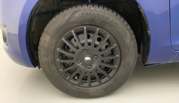 2012 Maruti Swift VXI, Petrol, Manual, 52,220 km, Left Front Wheel