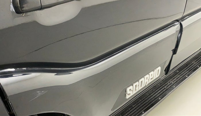 2021 Mahindra Scorpio S9, Diesel, Manual, 44,298 km, Right rear door - Minor scratches