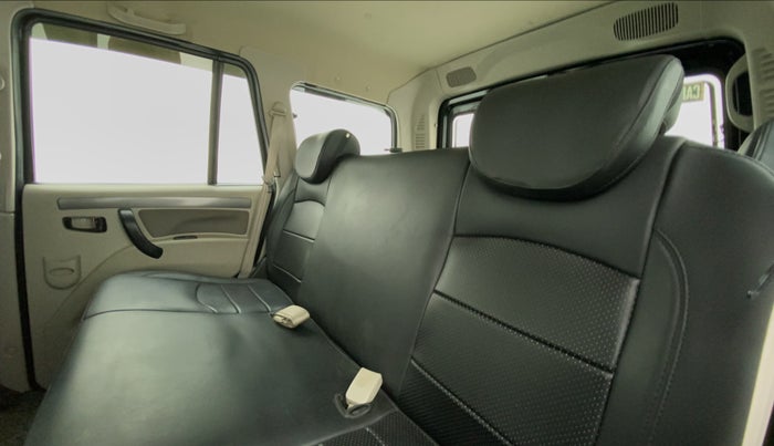 2021 Mahindra Scorpio S9, Diesel, Manual, 44,298 km, Right Side Rear Door Cabin