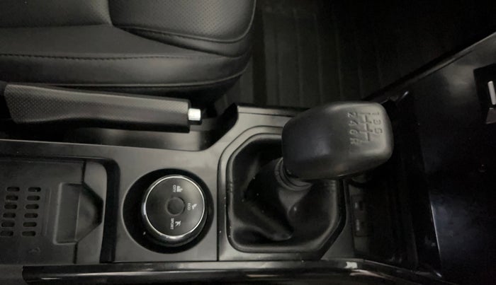 2023 Tata NEXON FEARLESS + S P MT, Petrol, Manual, 44,881 km, Gear Lever