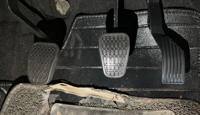 2023 Tata NEXON FEARLESS + S P MT, Petrol, Manual, 44,881 km, Pedals