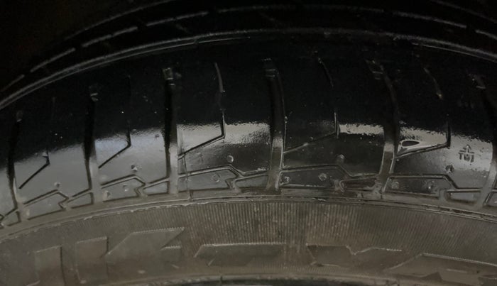 2023 Tata NEXON FEARLESS + S P MT, Petrol, Manual, 44,881 km, Left Front Tyre Tread