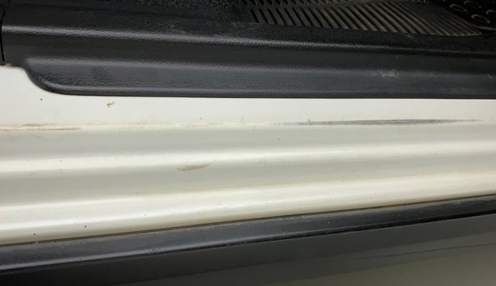 2017 Maruti IGNIS ZETA 1.2 AMT, Petrol, Automatic, 66,129 km, Right running board - Minor scratches