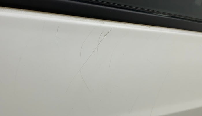 2017 Maruti IGNIS ZETA 1.2 AMT, Petrol, Automatic, 66,129 km, Right rear door - Minor scratches