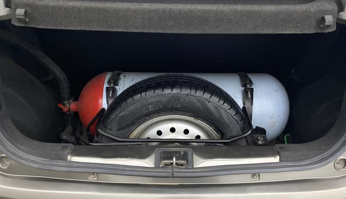 2019 Maruti New Wagon-R LXI CNG 1.0, CNG, Manual, 94,561 km, Boot Inside