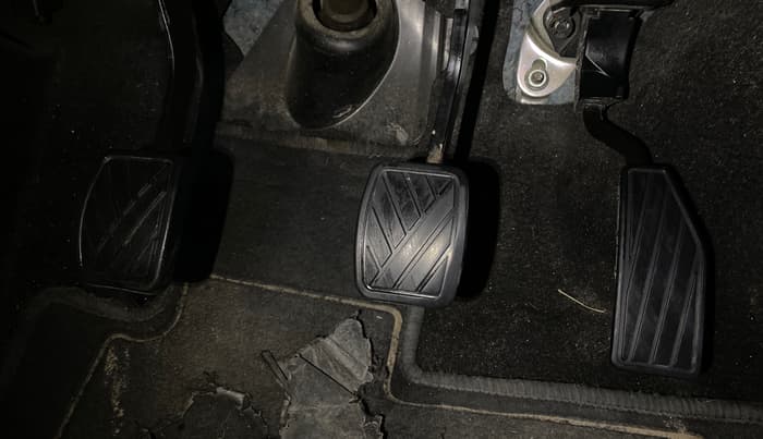 2019 Maruti New Wagon-R LXI CNG 1.0, CNG, Manual, 94,561 km, Pedals