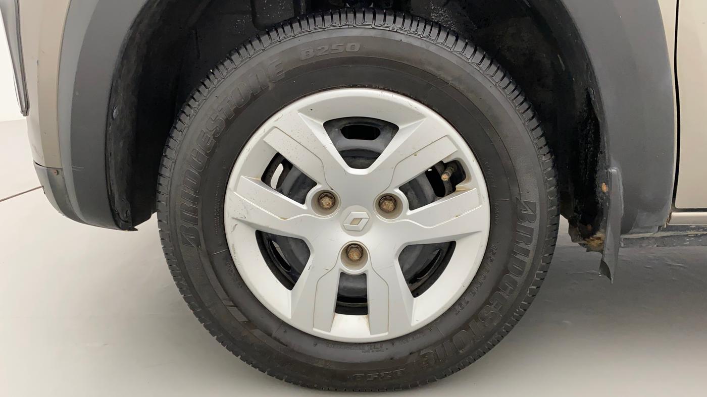 2016 Renault Kwid RXT 0.8, Petrol, Manual, 65,363 km, Left Front Wheel
