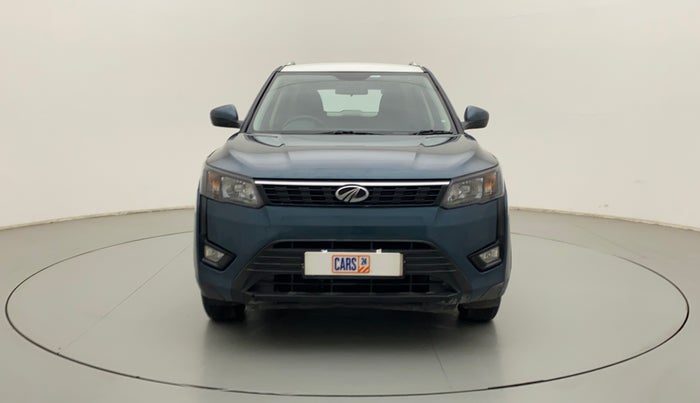 2020 Mahindra XUV300 W4 1.2 PETROL, Petrol, Manual, 56,376 km, Front
