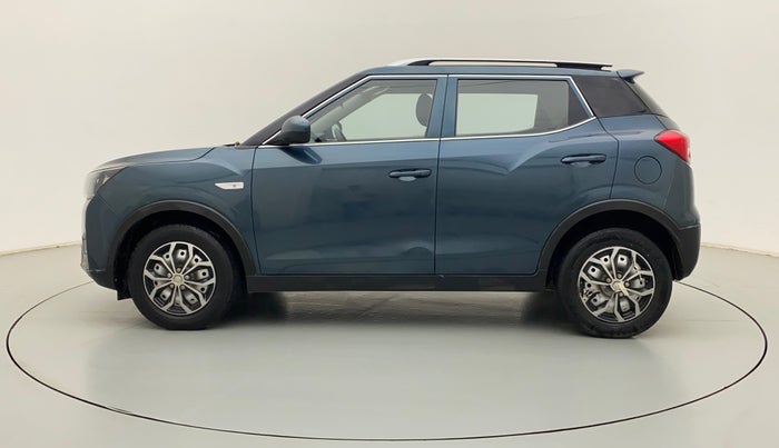 2020 Mahindra XUV300 W4 1.2 PETROL, Petrol, Manual, 56,376 km, Left Side