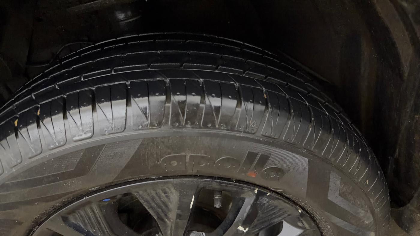 2022 Maruti Vitara Brezza ZXI, Petrol, Manual, 79,119 km, Left Front Tyre Tread