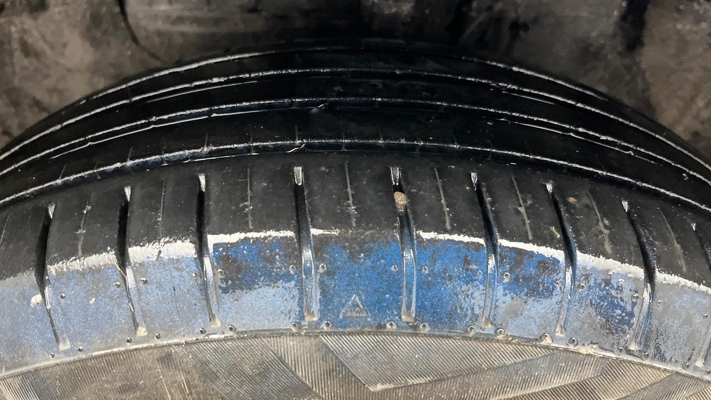 2018 Hyundai Elite i20 SPORTZ 1.2, CNG, Manual, 79,397 km, Left Front Tyre Tread