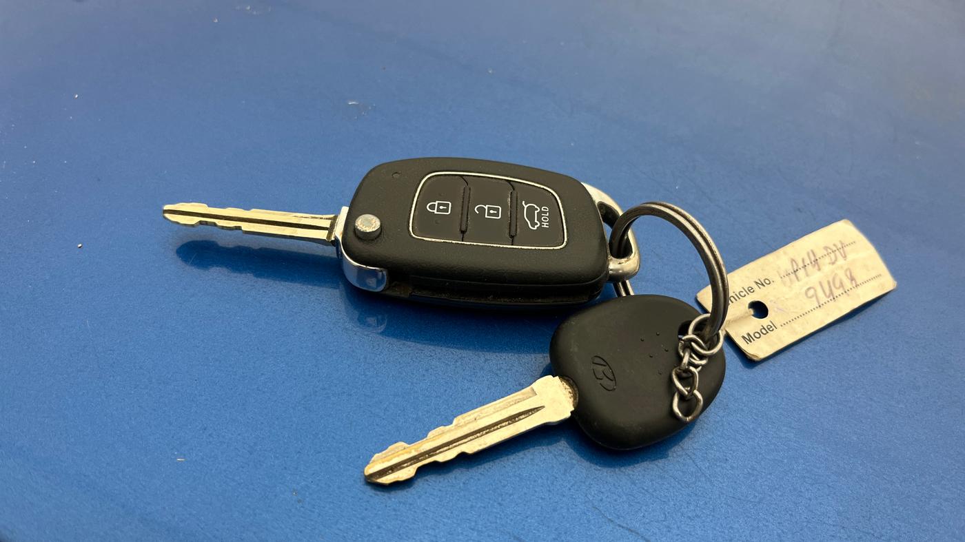 2018 Hyundai Elite i20 SPORTZ 1.2, CNG, Manual, 79,397 km, Key Close Up
