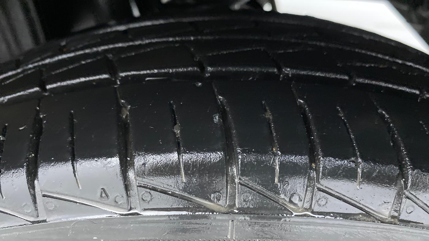 2020 Maruti Alto VXI, Petrol, Manual, 13,052 km, Left Rear Tyre Tread