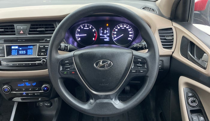 2016 Hyundai Elite i20 Sportz 1.2 VTVT MT, Petrol, Manual, 48,142 km, Steering Wheel Close Up