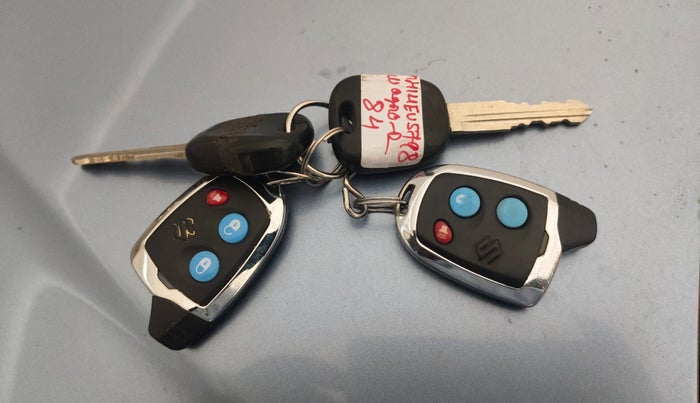 2015 Maruti Wagon R 1.0 LXI CNG, CNG, Manual, 82,833 km, Key Close Up