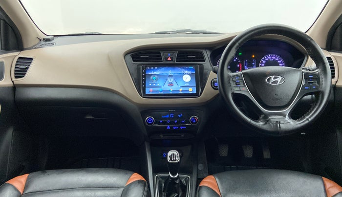 2015 Hyundai Elite i20 SPORTZ (O) 1.4, Diesel, Manual, 58,430 km, Dashboard