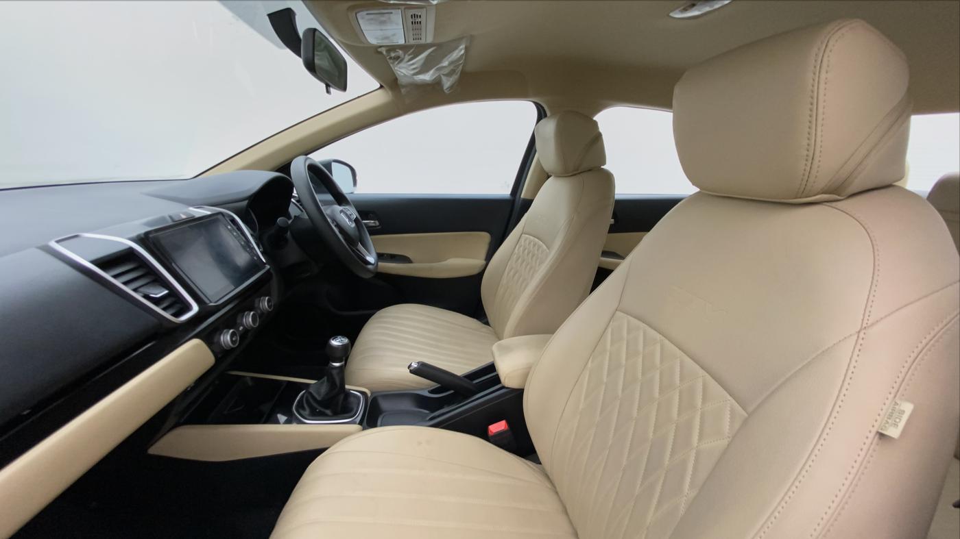 2021 Honda City 1.5L I-VTEC V MT 5TH GEN, Petrol, Manual, 6,989 km, Right Side Front Door Cabin