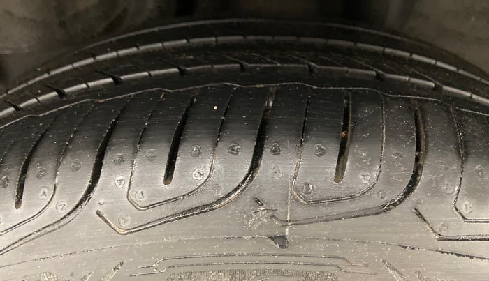 2021 Honda City 1.5L I-VTEC V MT 5TH GEN, Petrol, Manual, 6,989 km, Left Rear Tyre Tread