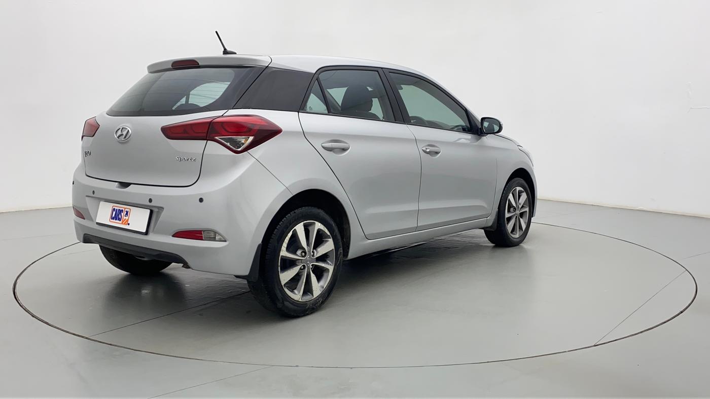 2017 Hyundai Elite i20 SPORTZ 1.4, Diesel, Manual, 76,218 km, Right Back Diagonal (45- Degree) View