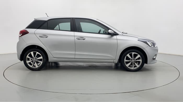 2017 Hyundai Elite i20 SPORTZ 1.4, Diesel, Manual, 76,218 km, Right Side View