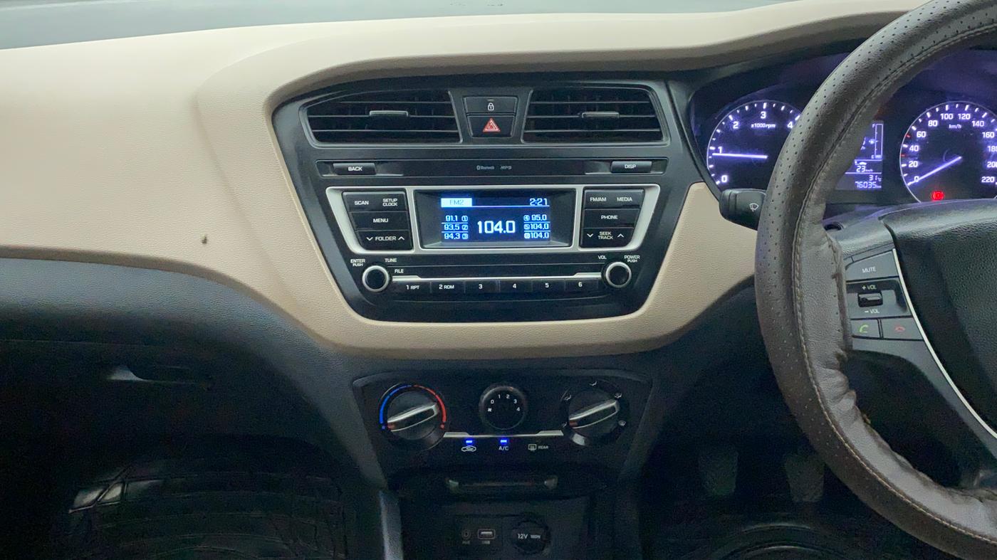 2017 Hyundai Elite i20 SPORTZ 1.4, Diesel, Manual, 76,218 km, Air Conditioner