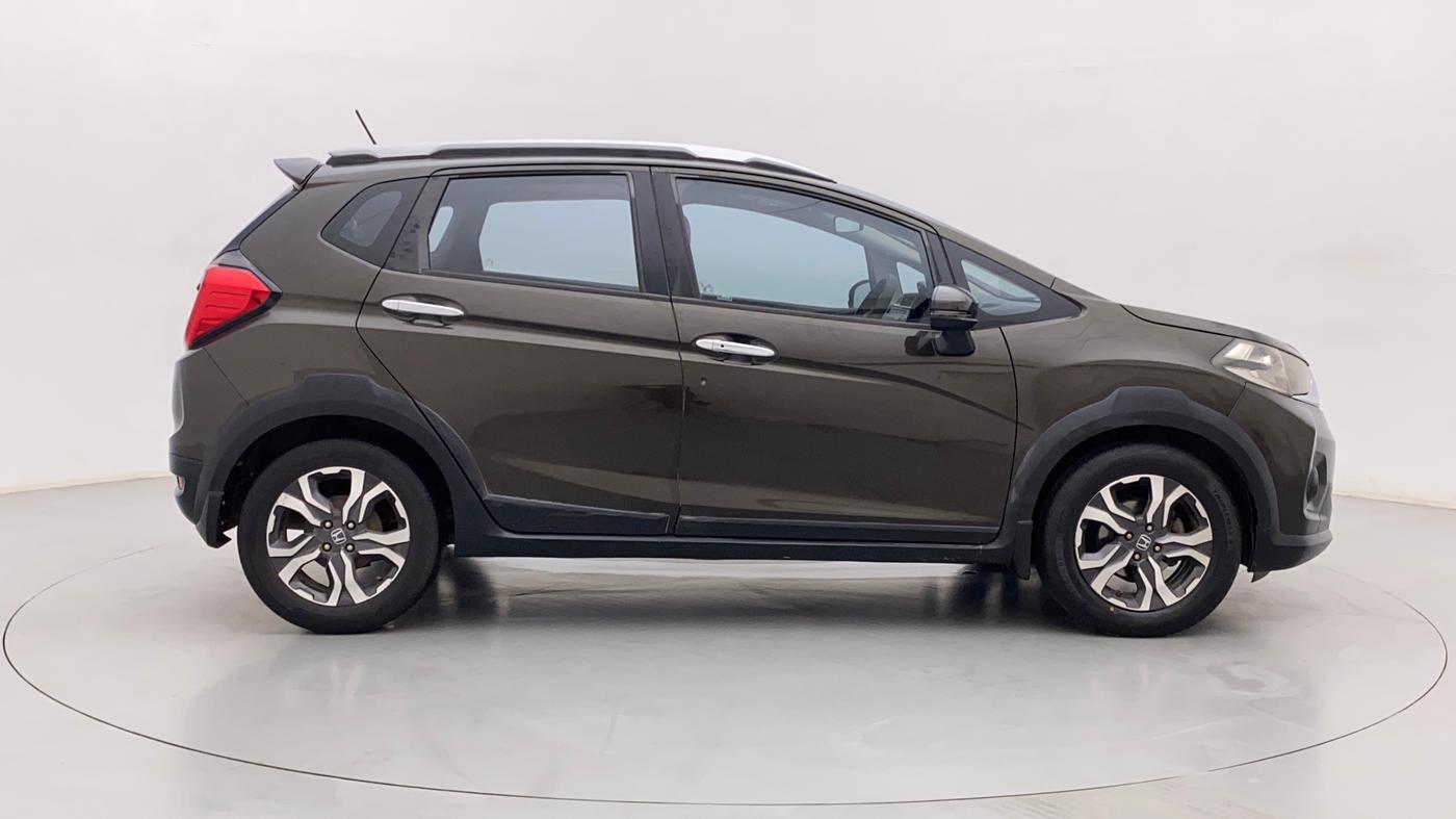2017 Honda WR-V 1.5L I-DTEC VX MT, Diesel, Manual, 1,46,259 km, Right Side View