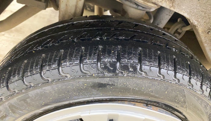 2014 Maruti Alto K10 VXI, Petrol, Manual, 91,059 km, Right Rear Tyre Tread