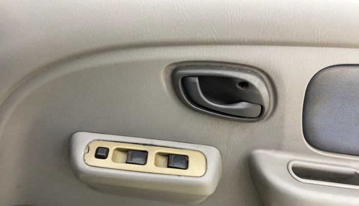 2014 Maruti Alto K10 VXI, Petrol, Manual, 91,059 km, Driver Side Door Panels Control