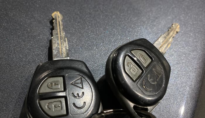 2023 Maruti Baleno DELTA PETROL 1.2, Petrol, Manual, 29,257 km, Key Close Up
