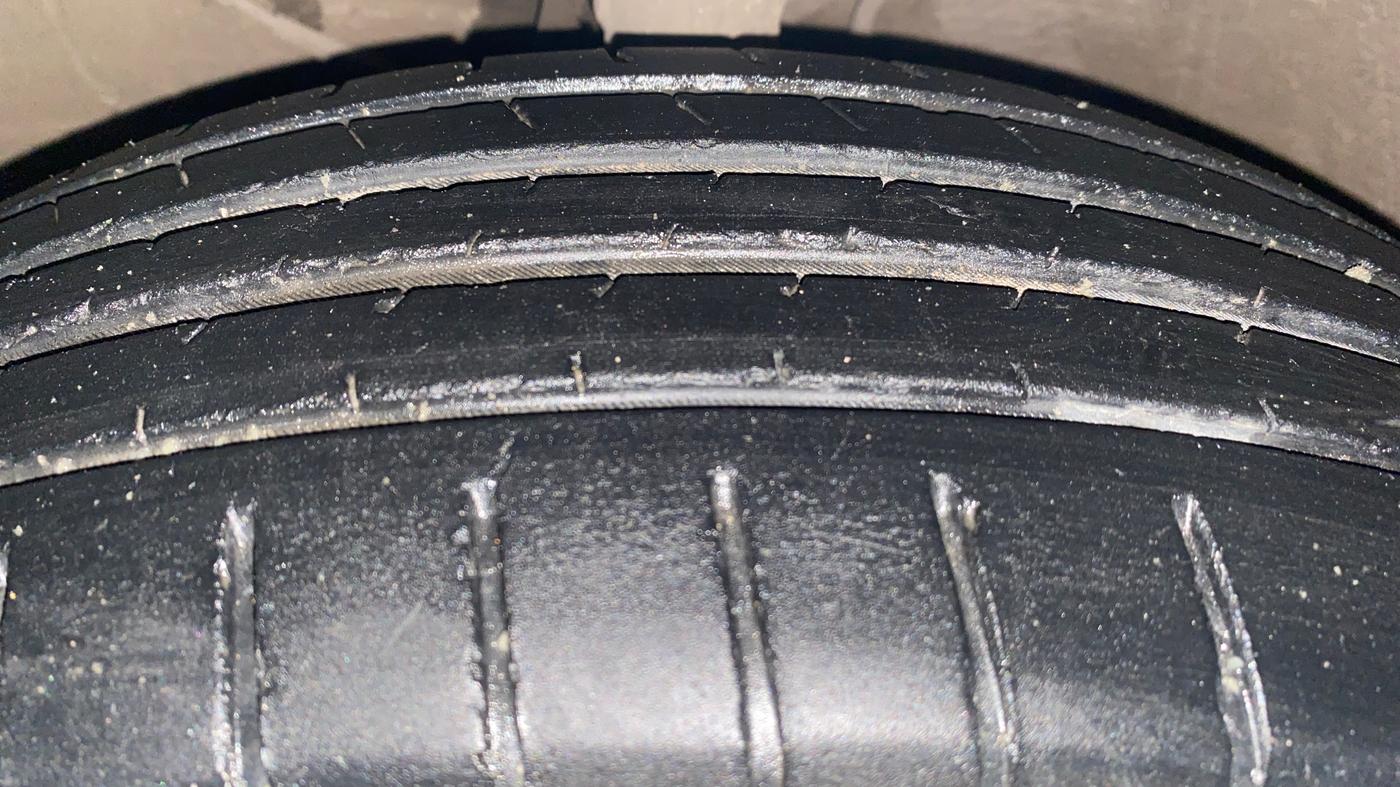 2023 Maruti Baleno DELTA PETROL 1.2, Petrol, Manual, 29,257 km, Left Front Tyre Tread