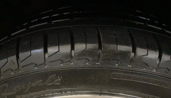 2018 Hyundai Creta SX PLUS AT 1.6 PETROL, Petrol, Automatic, 55,657 km, Left Front Tyre Tread