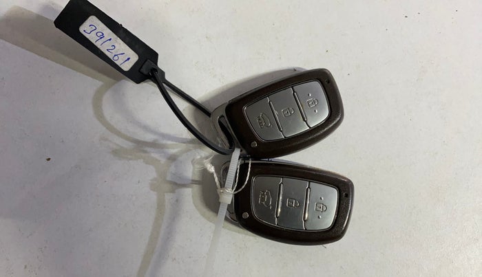 2018 Hyundai Creta SX PLUS AT 1.6 PETROL, Petrol, Automatic, 55,657 km, Key Close Up