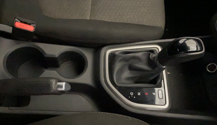 2018 Hyundai Creta SX PLUS AT 1.6 PETROL, Petrol, Automatic, 55,657 km, Gear Lever