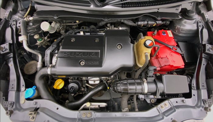 2013 Maruti Swift VDI, Diesel, Manual, Open Bonet