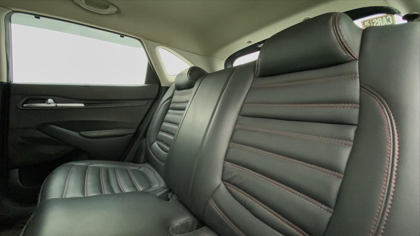 2020 KIA SELTOS HTK PLUS AT 1.5 DIESEL, Diesel, Automatic, 83,460 km, Right Side Rear Door Cabin