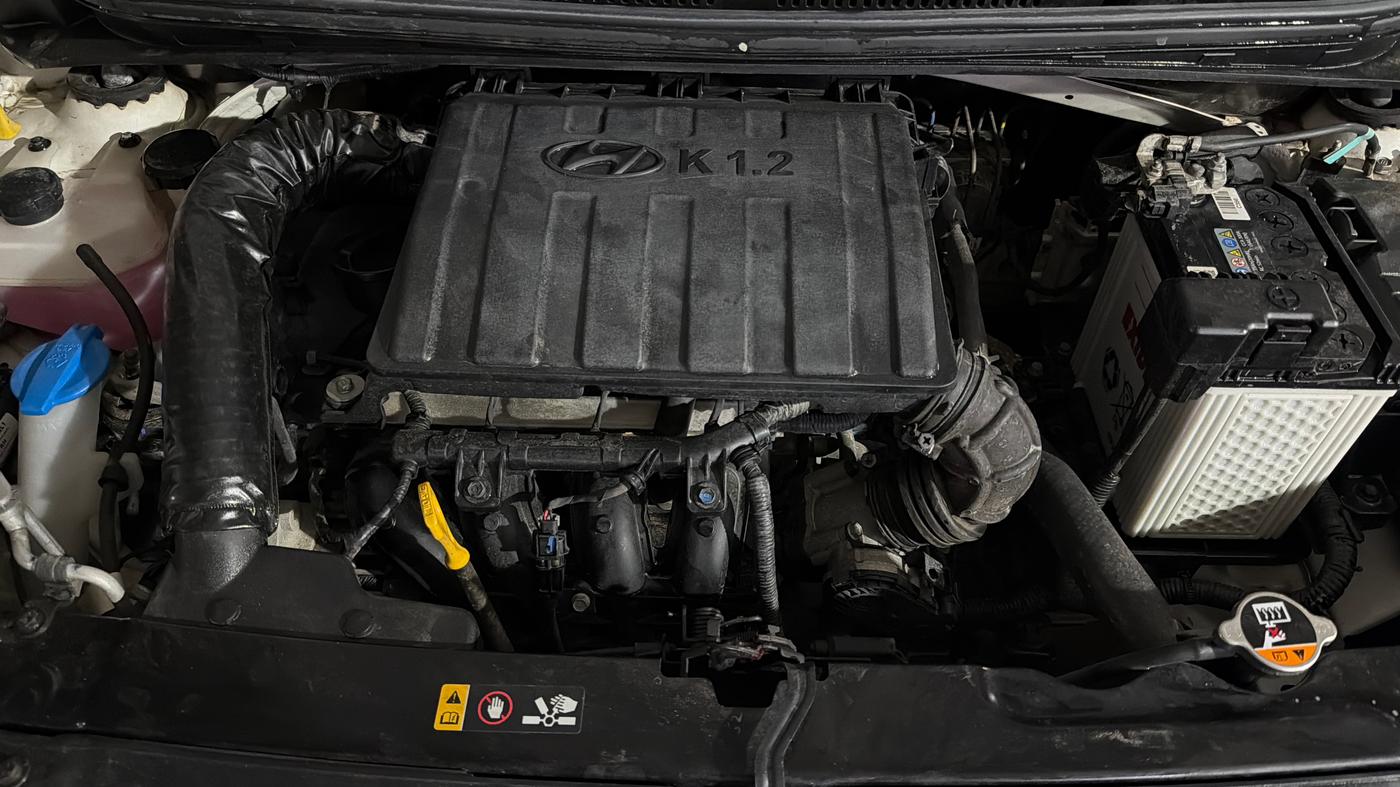 2023 Hyundai GRAND I10 NIOS ERA 1.2 KAPPA VTVT, Petrol, Manual, 23,822 km, Engine View