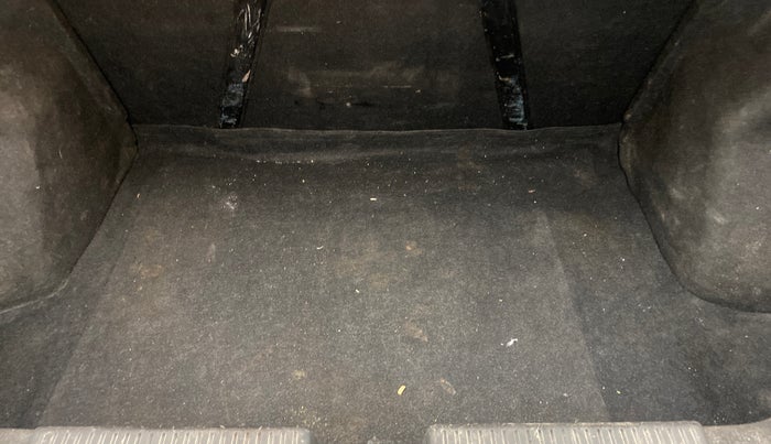 2017 Maruti Dzire ZXI PLUS, Petrol, Manual, 91,143 km, Boot Inside