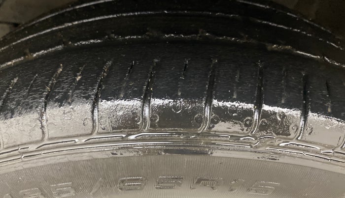 2017 Maruti Dzire ZXI PLUS, Petrol, Manual, 91,143 km, Left Front Tyre Tread