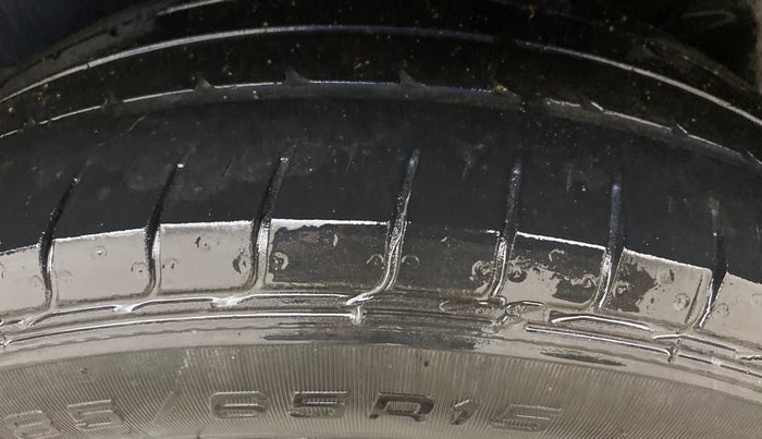 2017 Maruti Dzire ZXI PLUS, Petrol, Manual, 91,143 km, Left Rear Tyre Tread