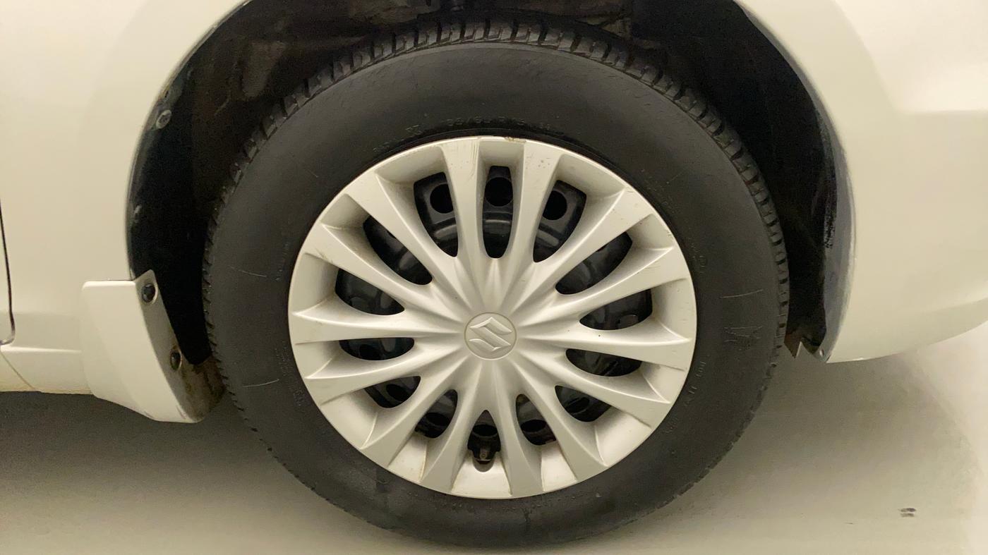 2015 Maruti Ciaz VXI+, Petrol, Manual, 34,355 km, Right Front Wheel