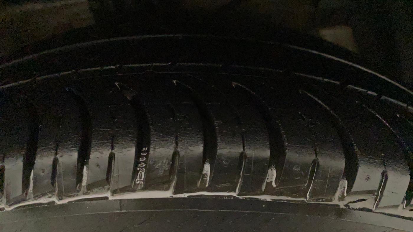 2015 Maruti Ciaz VXI+, Petrol, Manual, 34,355 km, Left Rear Tyre Tread