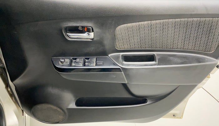 2013 Maruti Wagon R Stingray VXI, CNG, Manual, 1,16,914 km, Driver Side Door Panels Control