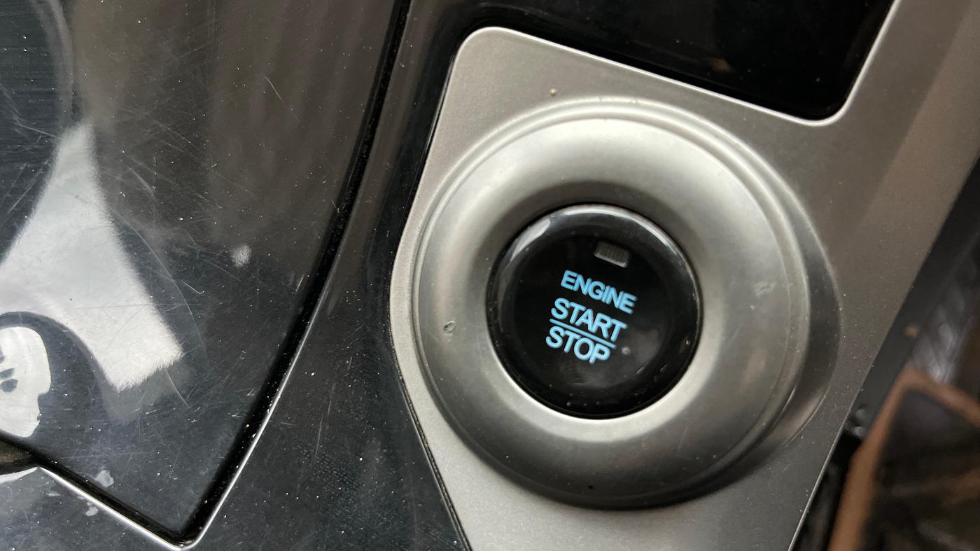 2019 Mahindra XUV500 W11, Diesel, Manual, 58,142 km, Keyless Start/ Stop Button