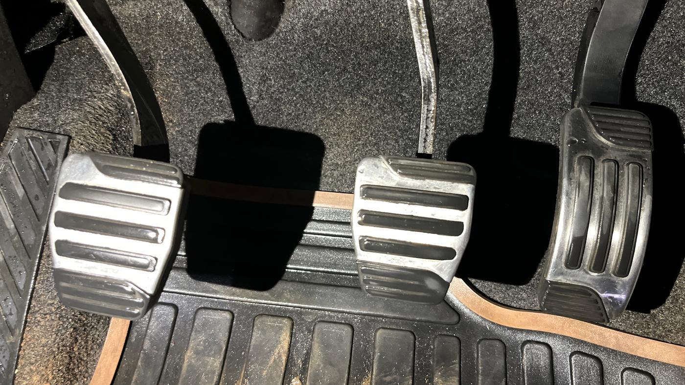 2019 Mahindra XUV500 W11, Diesel, Manual, 58,142 km, Pedals